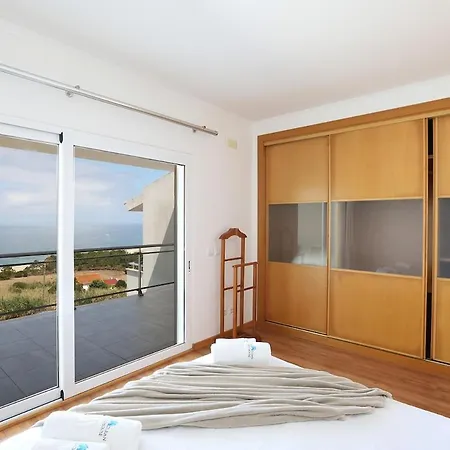 بيت للعطل T3-sitio Do Surf